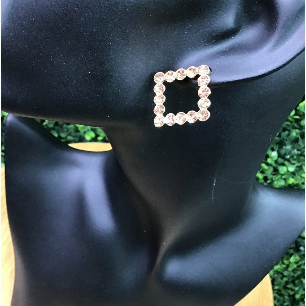 Rose gold square shaped earrings nwt